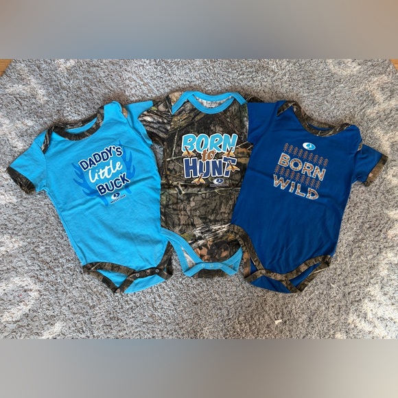 Mossy Oak Other - 🦌 NWOT•Mossy Oak Baby Boy Onesies • 3-pack | 24m🦌